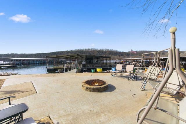 150 Sunken Forest Drive 8-205, Forsyth, MO 65653