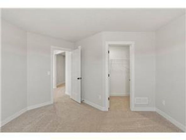 4048 Arbor Drive, Woodbury, MN 55129