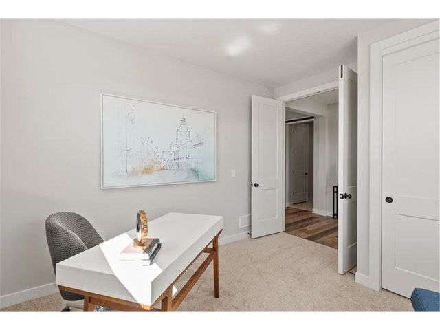 4048 Arbor Drive, Woodbury, MN 55129