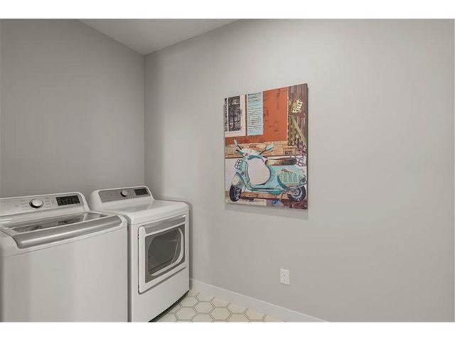 4048 Arbor Drive, Woodbury, MN 55129