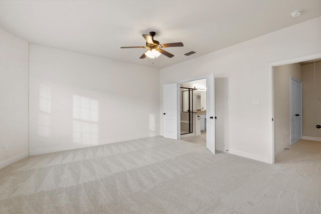 2500 Rockbrook Drive B83, Lewisville, TX 75067