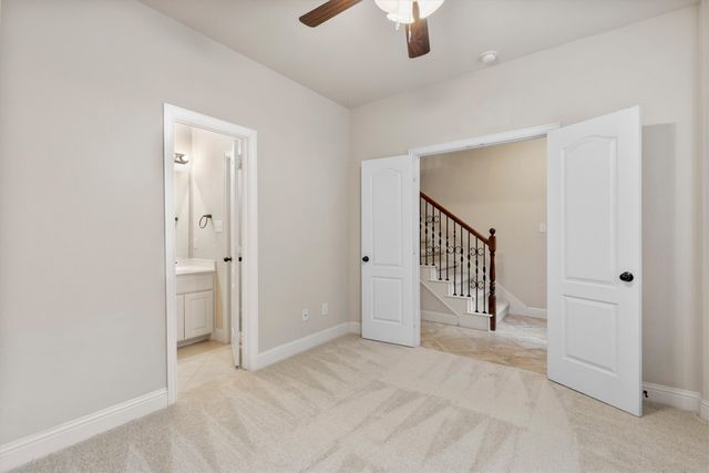 2500 Rockbrook Drive B83, Lewisville, TX 75067