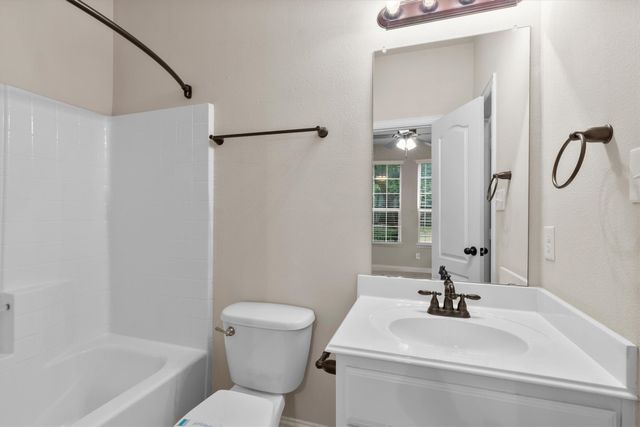 2500 Rockbrook Drive B83, Lewisville, TX 75067