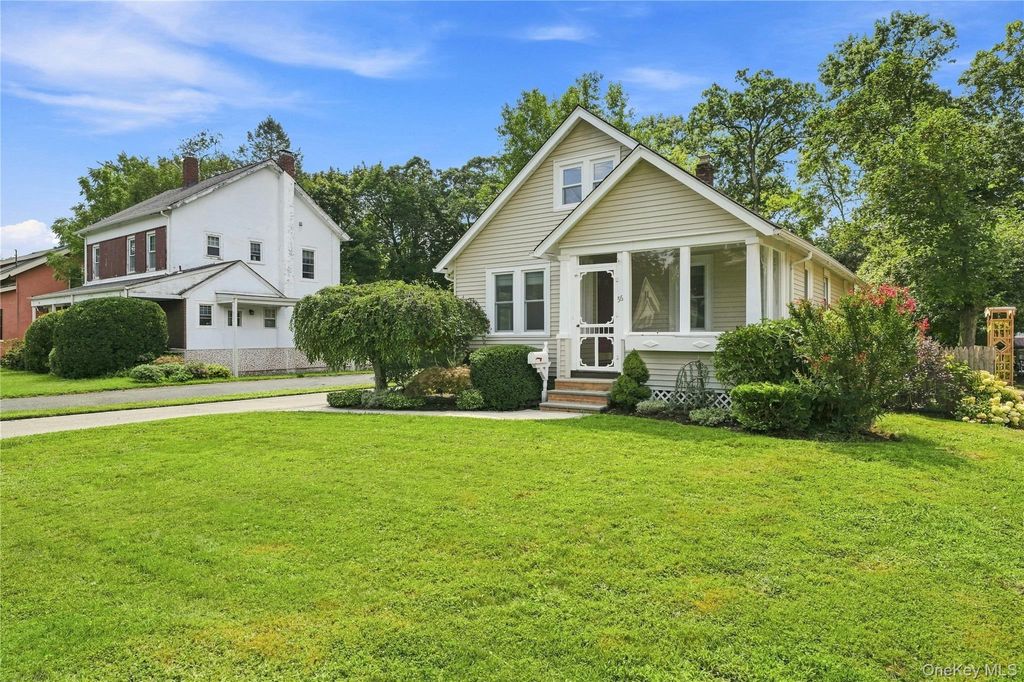 56 Washington Avenue, Amityville, NY 11701 — photo 2