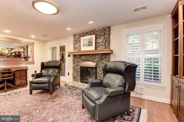 3028 MEETING ST, Falls Church, VA 22044