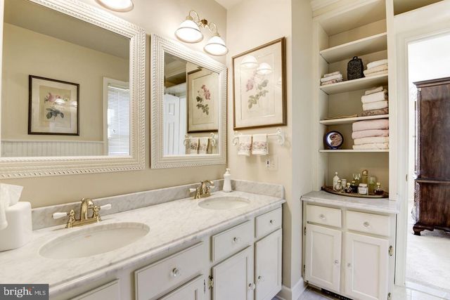 3028 MEETING ST, Falls Church, VA 22044