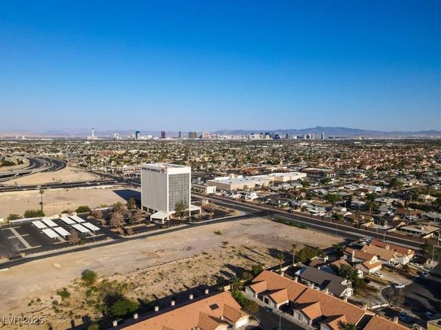 7064 Picaroon Lane, Las Vegas, NV 89145