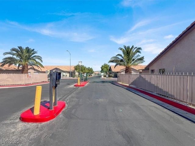7064 Picaroon Lane, Las Vegas, NV 89145