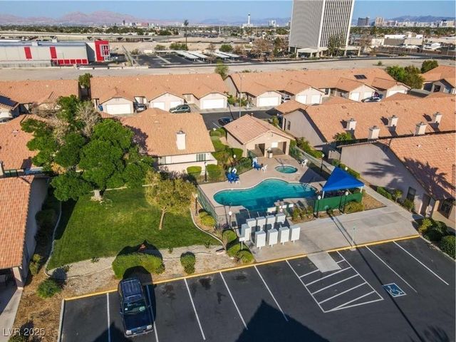 7064 Picaroon Lane, Las Vegas, NV 89145