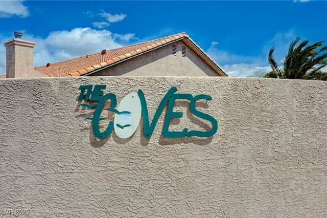 7064 Picaroon Lane, Las Vegas, NV 89145