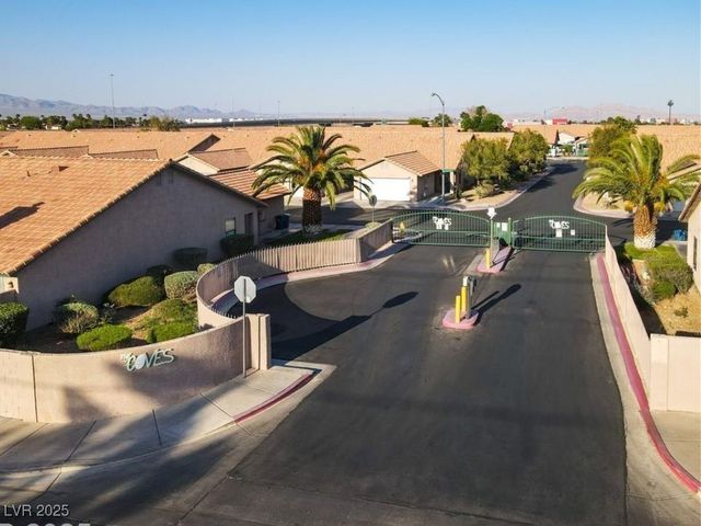 7064 Picaroon Lane, Las Vegas, NV 89145