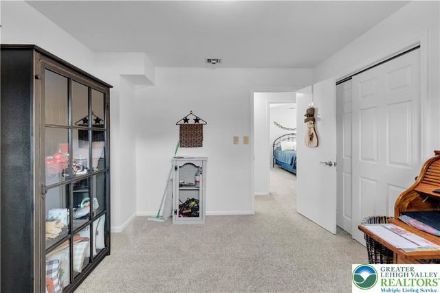 1222 Debby Court, Lehigh Twp, PA 18038