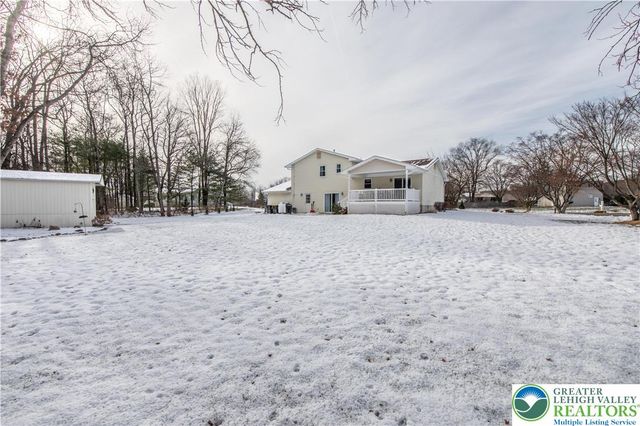 1222 Debby Court, Lehigh Twp, PA 18038