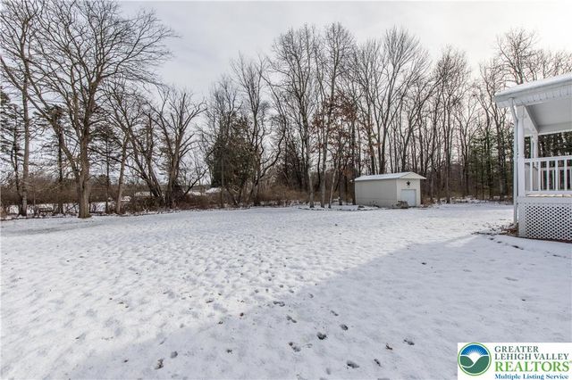 1222 Debby Court, Lehigh Twp, PA 18038