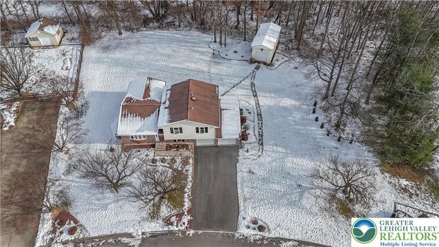 1222 Debby Court, Lehigh Twp, PA 18038