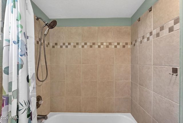 510 N ALMA SCHOOL Road 210, Mesa, AZ 85201