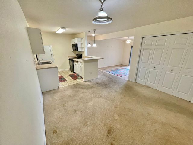 145 N PEARL LAKE CAUSEWAY 112, Altamonte Springs, FL 32714