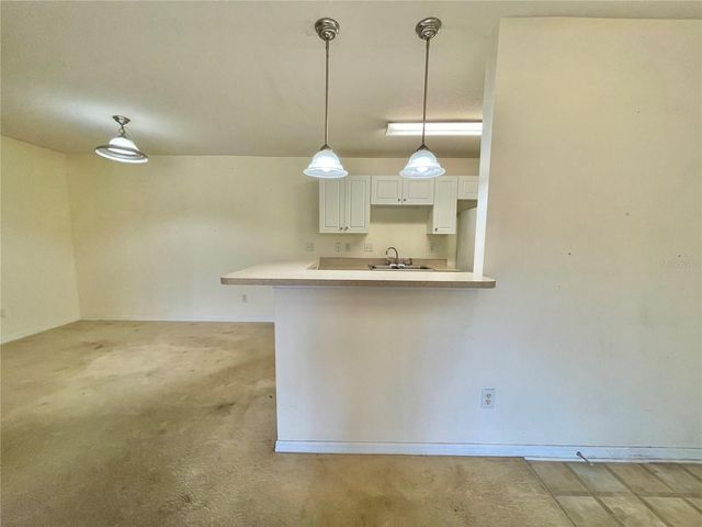 145 N PEARL LAKE CAUSEWAY 112, Altamonte Springs, FL 32714