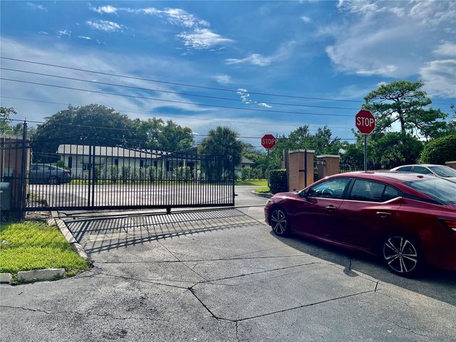 145 N PEARL LAKE CAUSEWAY 112, Altamonte Springs, FL 32714