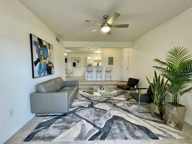 145 N PEARL LAKE CAUSEWAY 112, Altamonte Springs, FL 32714