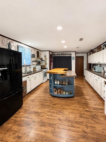 297 Mable Street, Conroe, TX 77301