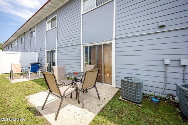 1664 Beach Boulevard, 90, Biloxi, MS 39531