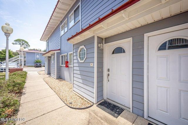 1664 Beach Boulevard, 90, Biloxi, MS 39531