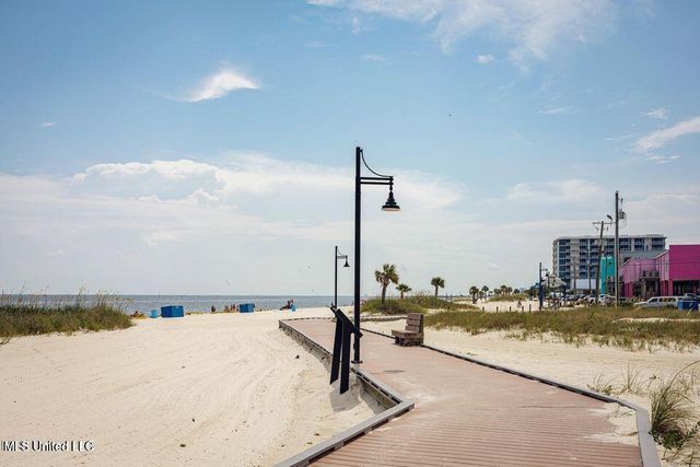 1664 Beach Boulevard, 90, Biloxi, MS 39531