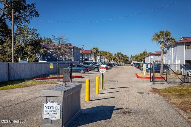 1664 Beach Boulevard, 90, Biloxi, MS 39531