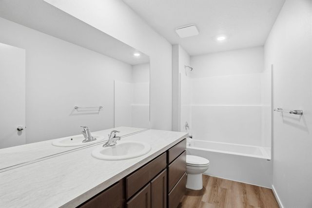 1618 E A St, Deer Park, WA 99006