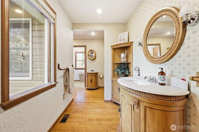 2723 Key Peninsula Highway SW, Lakebay, WA 98349