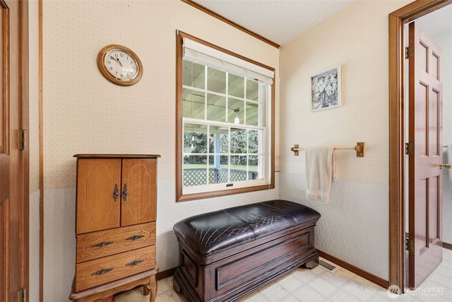 2723 Key Peninsula Highway SW, Lakebay, WA 98349