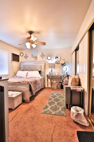 170 DUNTEMAN Drive 301, Glendale Heights, IL 60139