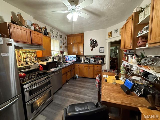 3227 N. Taylor, St Louis, MO 63115