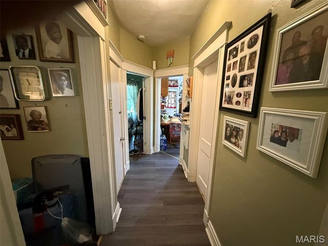 3227 N. Taylor, St Louis, MO 63115