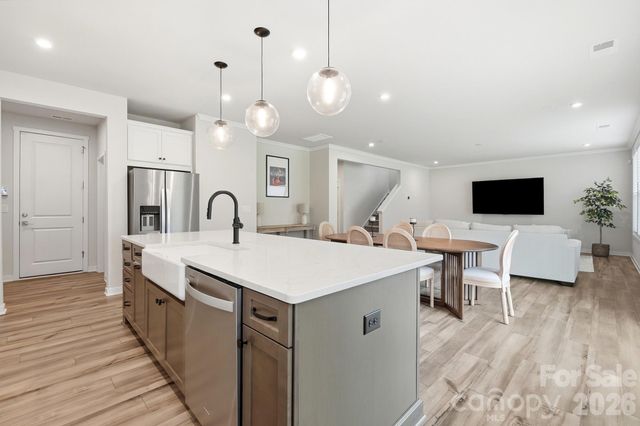 5132 Glenwalk Drive, Charlotte, NC 28269
