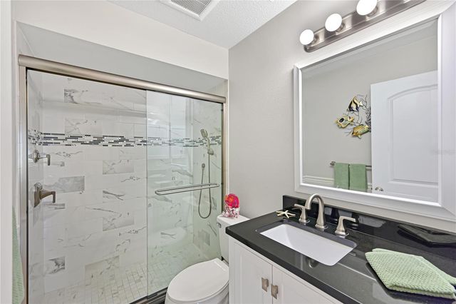 9505 COLONIAL DRIVE, Bradenton, FL 34210