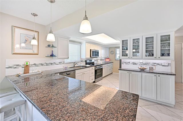 9505 COLONIAL DRIVE, Bradenton, FL 34210