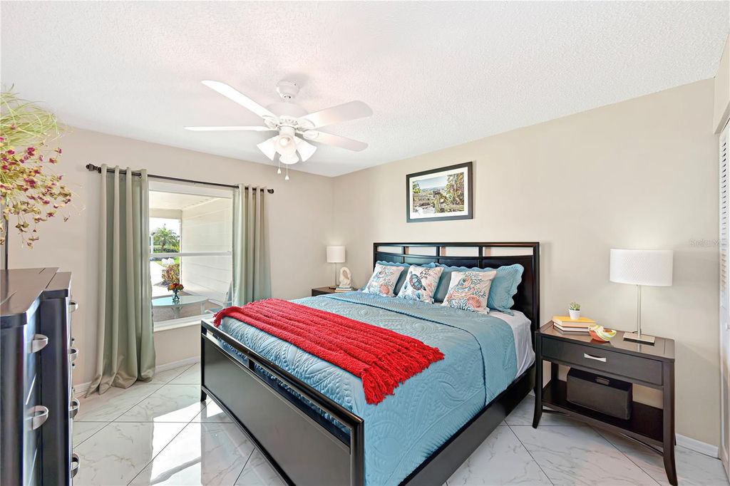 Image 22 of property listing at 9505 COLONIAL DRIVE, Bradenton, FL 34210