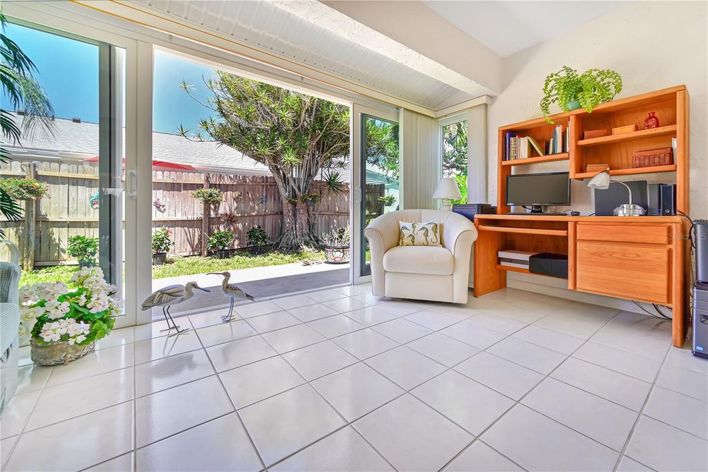 Image 26 of property listing at 9505 COLONIAL DRIVE, Bradenton, FL 34210