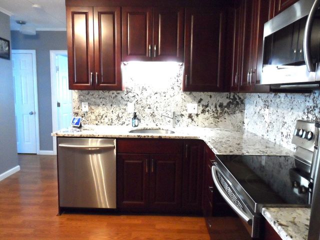 50 Water St 76, Medford, MA 02155