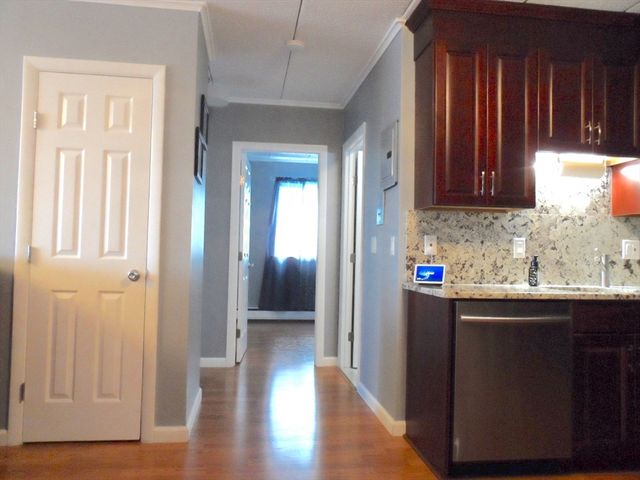 50 Water St 76, Medford, MA 02155