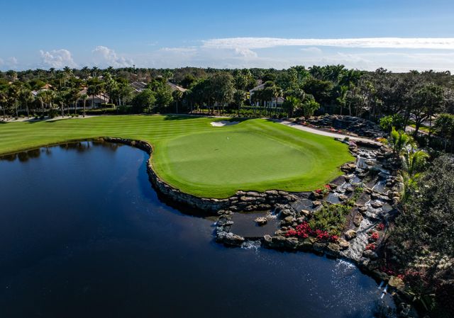 7700 Bella Verde Way, Delray Beach, FL 33446