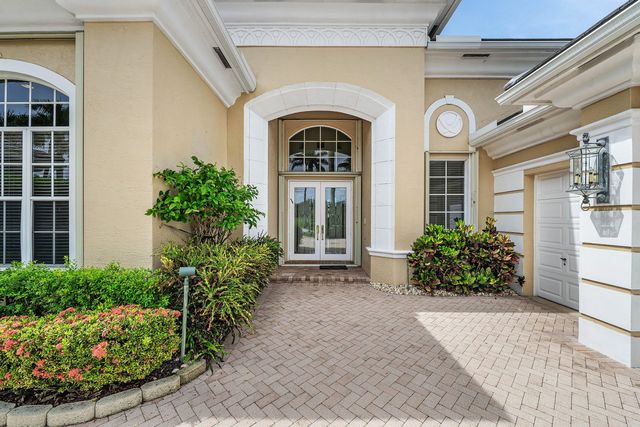 7700 Bella Verde Way, Delray Beach, FL 33446