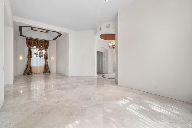 7700 Bella Verde Way, Delray Beach, FL 33446