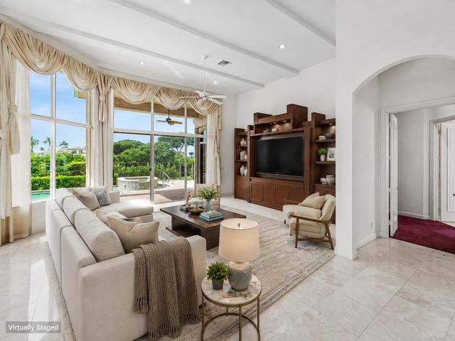 7700 Bella Verde Way, Delray Beach, FL 33446