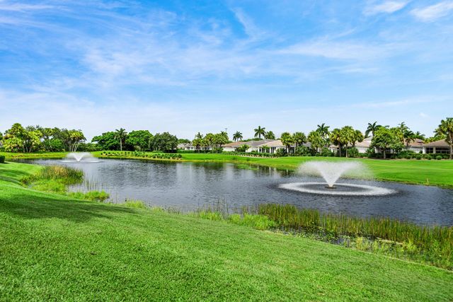 7700 Bella Verde Way, Delray Beach, FL 33446
