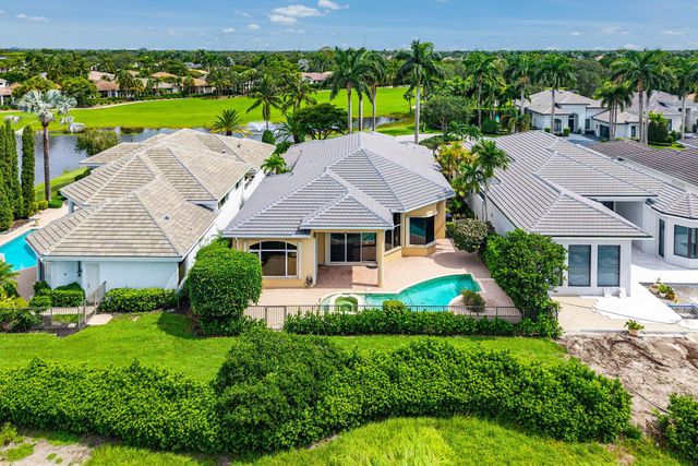 7700 Bella Verde Way, Delray Beach, FL 33446