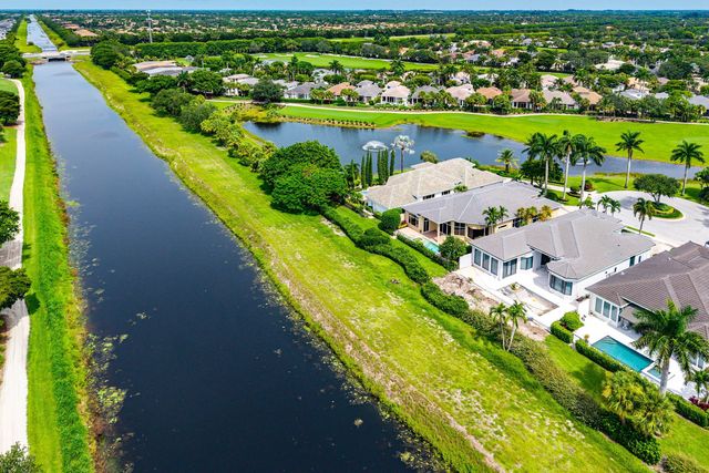 7700 Bella Verde Way, Delray Beach, FL 33446