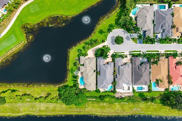 7700 Bella Verde Way, Delray Beach, FL 33446